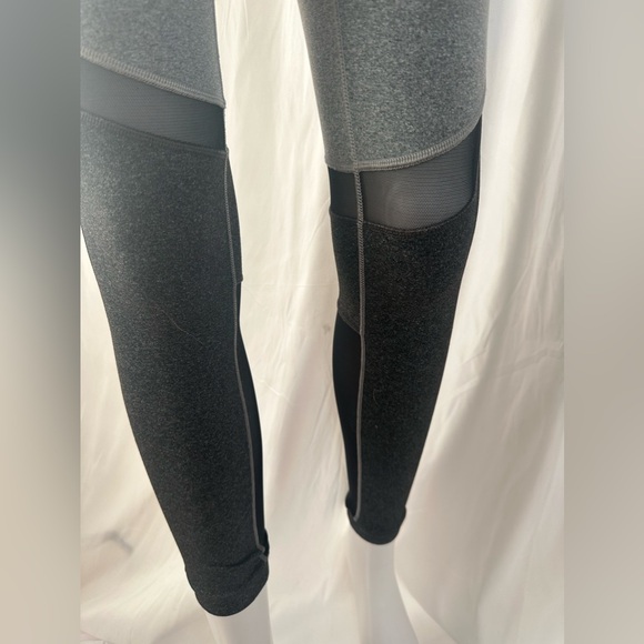 CALIA Inspire 7/8 length Gray/Dark Gray with Sheer Detail above knee - SMALL - Picture 5 of 8